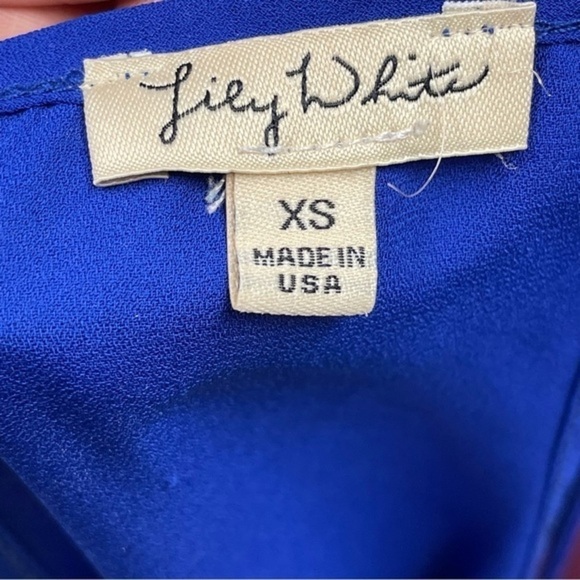 Thin royal blue lily white xs top - Picture 6 of 6
